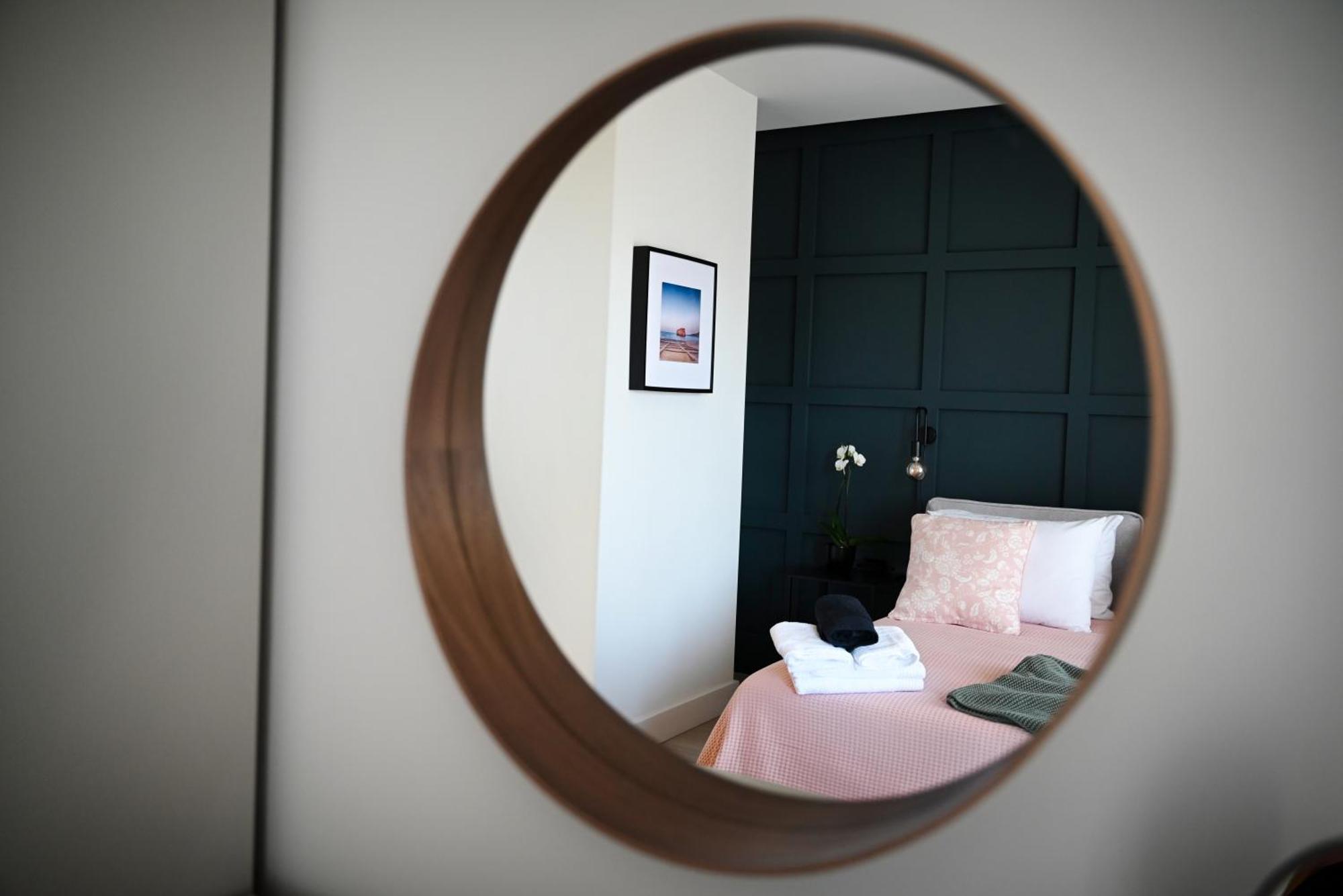 Cliff Edge Apartment In ซากฮรา ภายนอก รูปภาพ