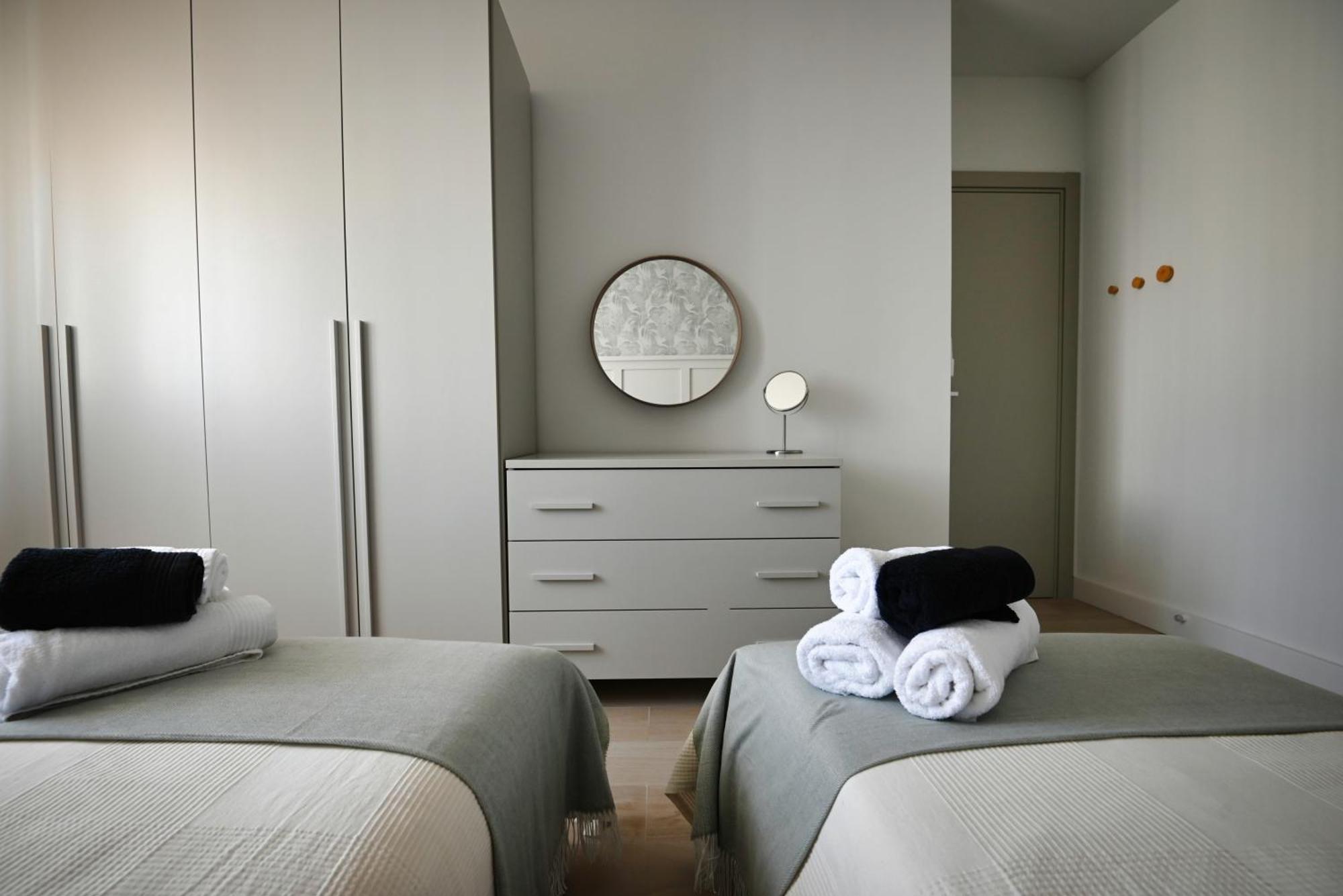Cliff Edge Apartment In ซากฮรา ภายนอก รูปภาพ